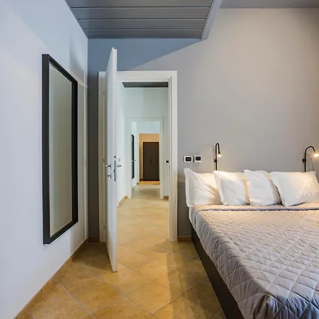 Residence 9 Line Milano Marittima Exterior photo